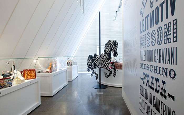 Любимое место корейских модниц - музей сумок