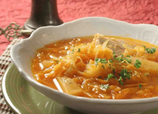 Щі з свіжої та квашеної капусти: 4 покрокових рецепти з фото