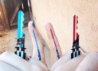 Симпатичні тату для сестричок.