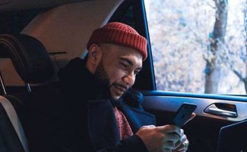 «Так я звідти!»: MC Доні відвідав будівництво, з якої почав свій шлях до слави.