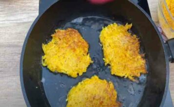 Ніжні гарбузові оладки: легке блюдо для сімейного меню. Готую для перекусу або на вечерю