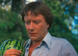 “прошу любити і жалувати”: онук андрія миронова з’явився в соцмережах