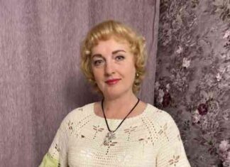 Жіночий пуловер бабки гачком