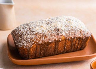 Освоєння тропічної гармонії: шоколадно-бананово-кокосовий торт