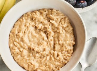 Дивовижні джерела клітковини: 3 сніданки, які перевершують вівсянку