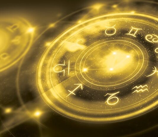 Космические сдвиги: ваш астрологический гид на апрель