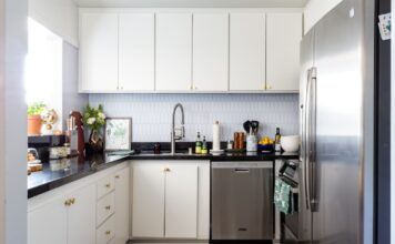 Цей «чарівний» органайзер за 23 долари повністю очистив мої кухонні прилавки